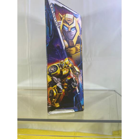 NEW Transformer Legacy United Deluxe Class Animated Universe Bumblebee - Picture 5 of 7